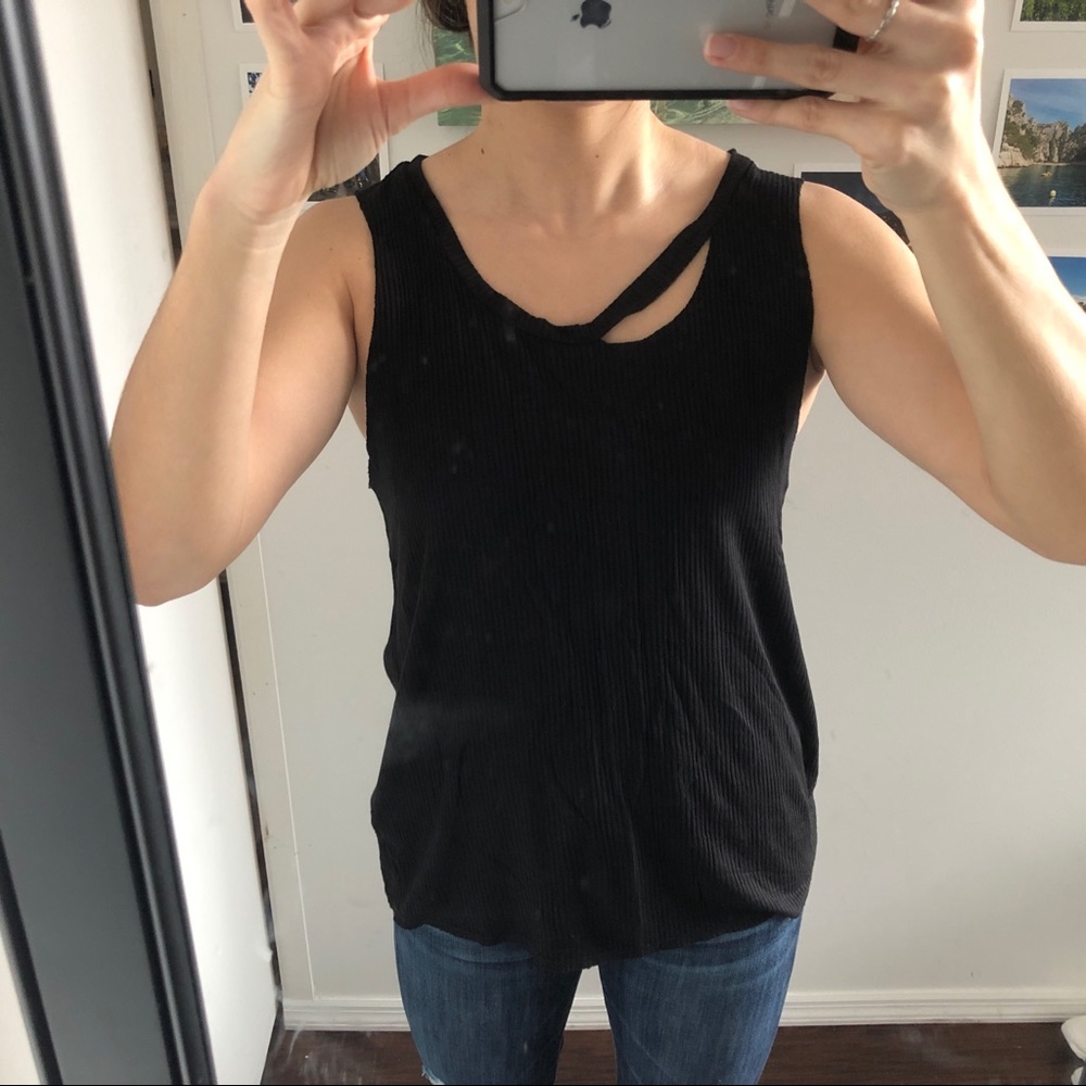 GUESS Cut Out Black Tank Top
